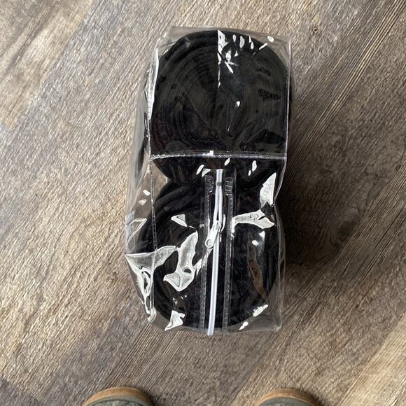 Equestrian Stockholm Black Edition Bandages - Picture 5 of 7